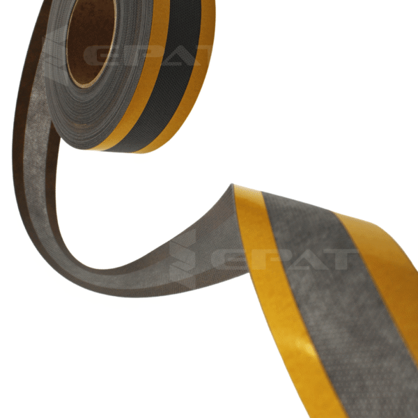 taśma paroprzepuszczalna Epat 1TF3312 włókninowa z paskami kleju po bokach